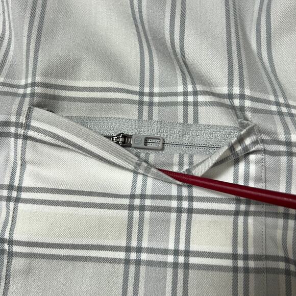 Lululemon Masons Peak Flannel SIZE XXL Gray White Plaid Long Sleeve Button Shirt - Picture 7 of 11